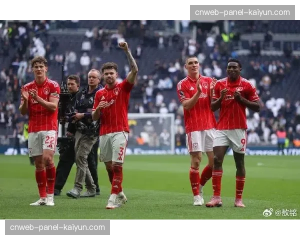 诺丁汉森林3-0大胜热刺,佩雷拉定位球战术成制胜关键 诺丁汉森林3-0大胜热刺,佩雷拉定位球战术成制胜关键